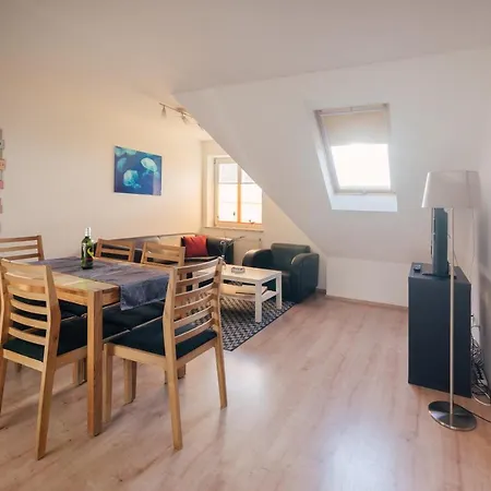 Apartment Auf Dem Lande / Nahe Spo *